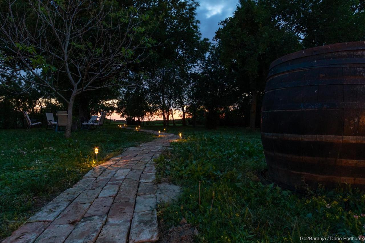 Pannonia Terranova Hotel Várdaróc Kültér fotó
